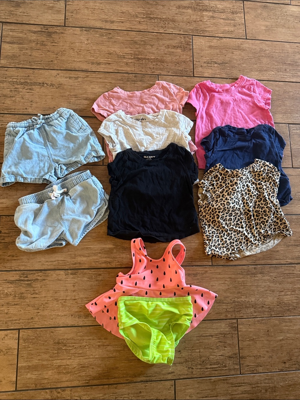 Lot of girls 18-24m play clothes and bathing suit